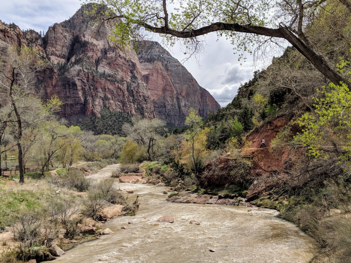 Emerald pool Trail